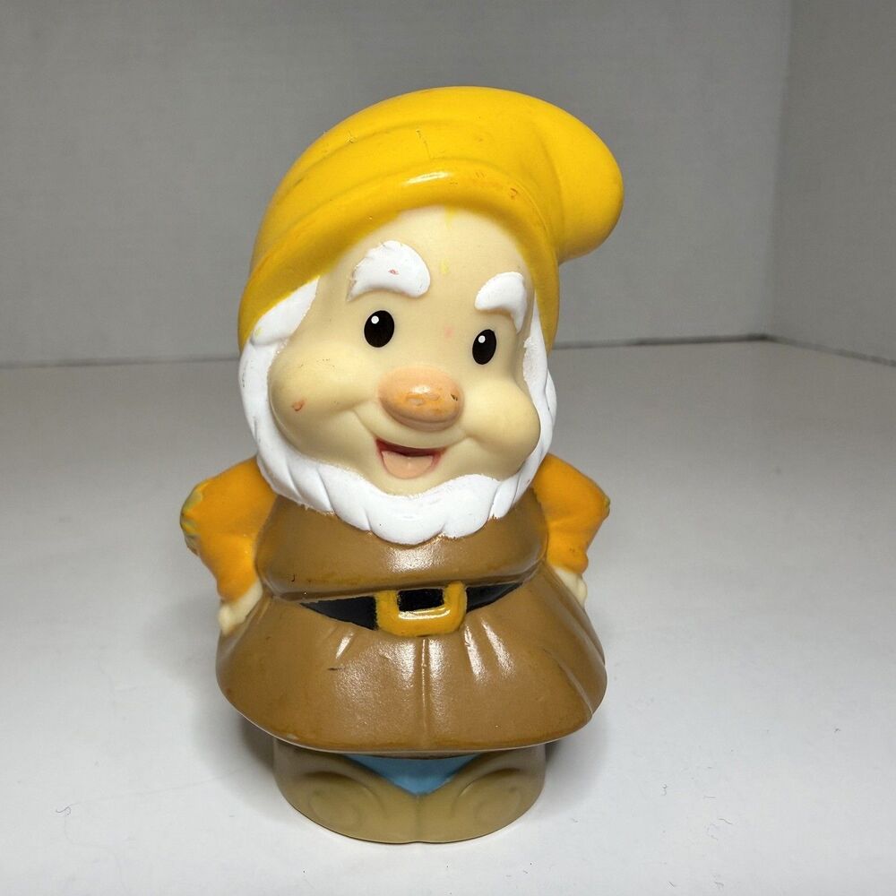 FISHER PRICE LITTLE PEOPLE SNOW WHITE & THE SEVEN DWARFS DWARVES HAPPY DWARF